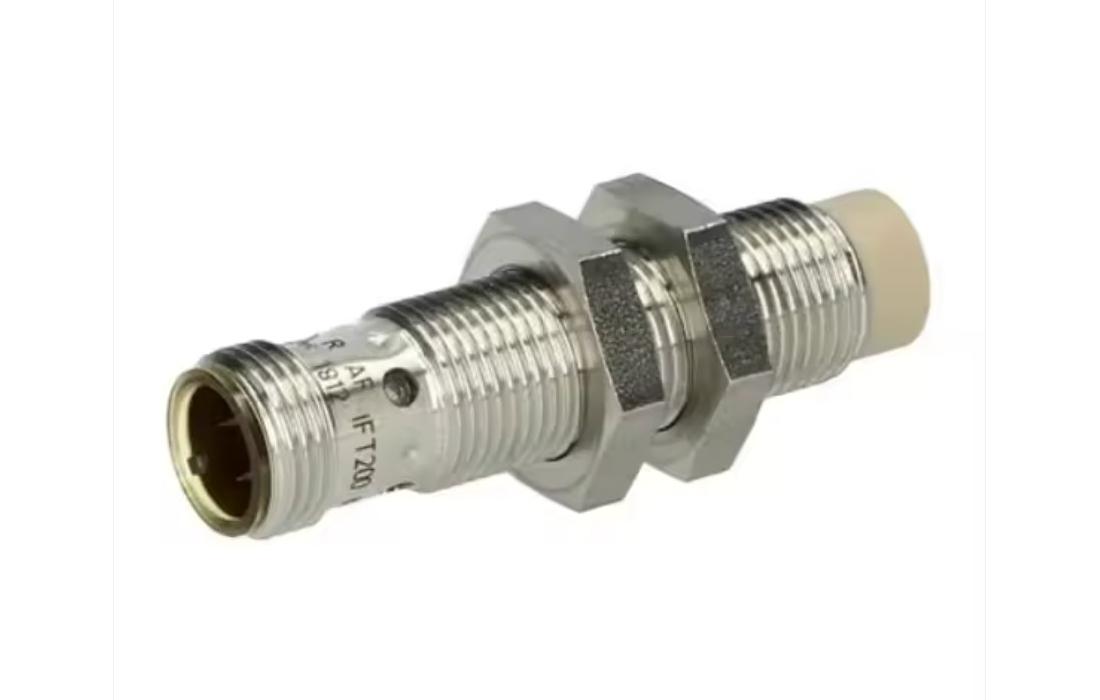 IFM IFT200 Infrared Temperature Sensor