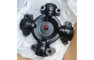Komatsu WA470 WA480 421-20-32621 Universal Joint Cross
